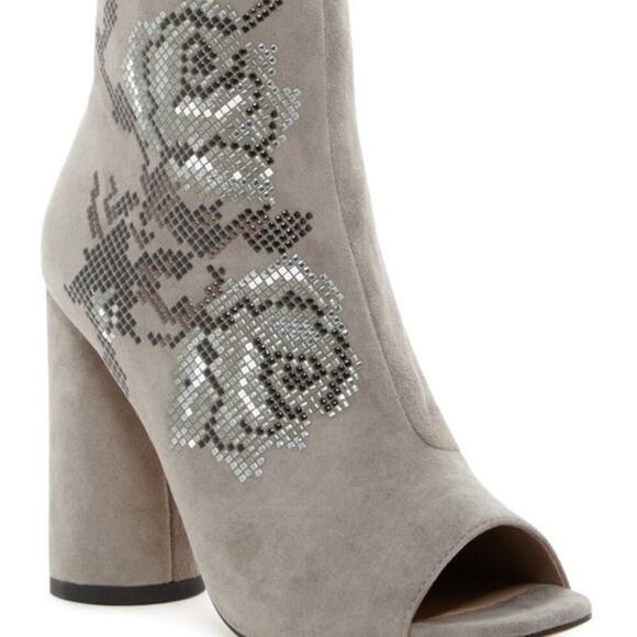 Donald Pliner Floral Embellished Peep Toe Suede Booties Grey Size 9.5 - Picture 2 of 9